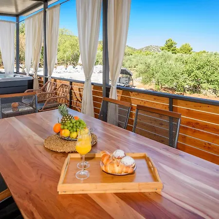 Luxury And Cosy Little House Ivinj 1 Holiday home Tisno