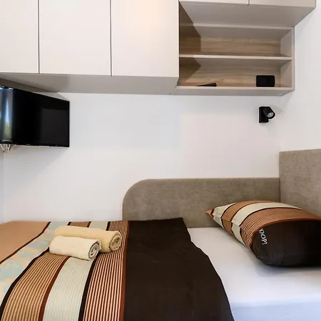 Holiday home Luxury And Cosy Little House Ivinj 1 Tisno