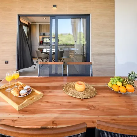 Luxury And Cosy Little House Ivinj 1 تيسنو