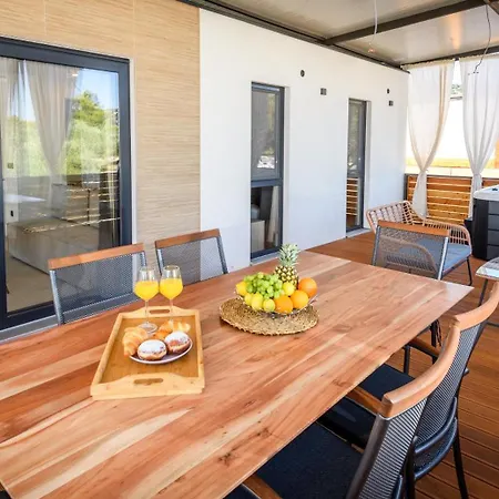 Luxury And Cosy Little House Ivinj 1 *