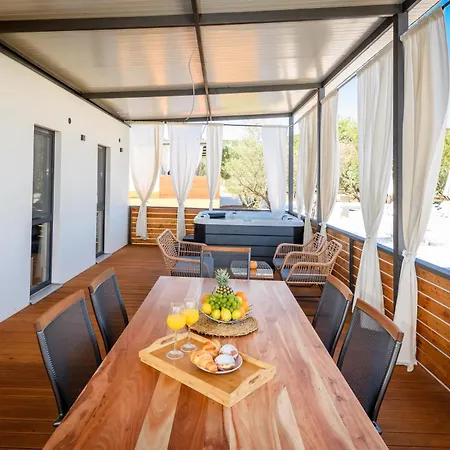 Luxury And Cosy Little House Ivinj 1 Tisno