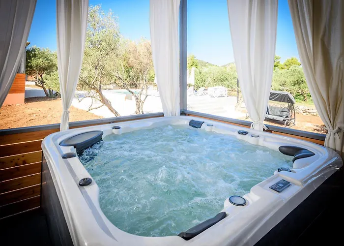 Luxury And Cosy Little House Ivinj 1 בית נופש טיסנו