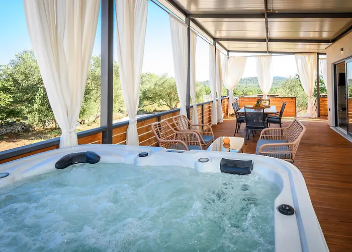 בית נופש Luxury And Cosy Little House Ivinj 1 *