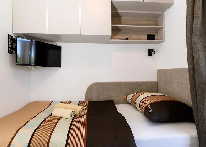 בית נופש Luxury And Cosy Little House Ivinj 1 טיסנו