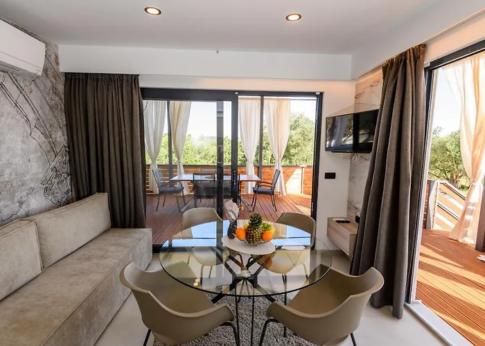 Luxury And Cosy Little House Ivinj 1 בית נופש *