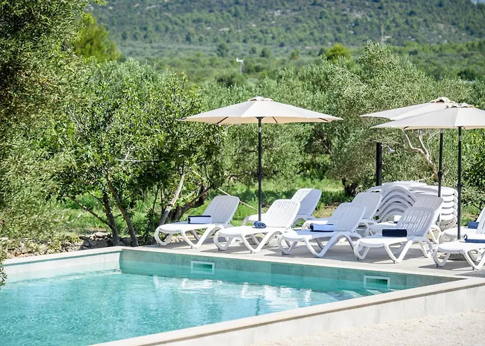 Luxury And Cosy Little House Ivinj 1 * טיסנו