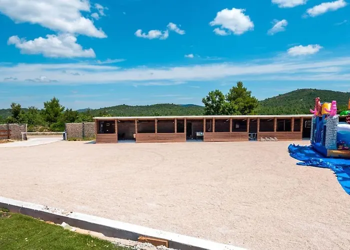 Luxury And Cosy Little House Ivinj 1 בית נופש