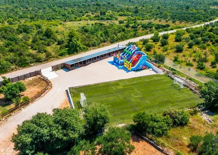 Luxury And Cosy Little House Ivinj 1 בית נופש *