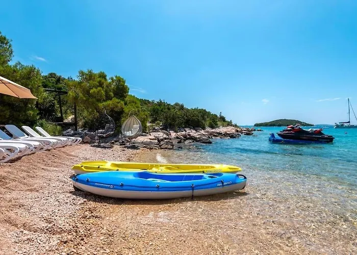 בית נופש Luxury And Cosy Little House Ivinj 1 טיסנו